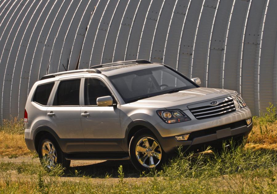  Kia Borrego 2009 года  (фото 277 из 345)